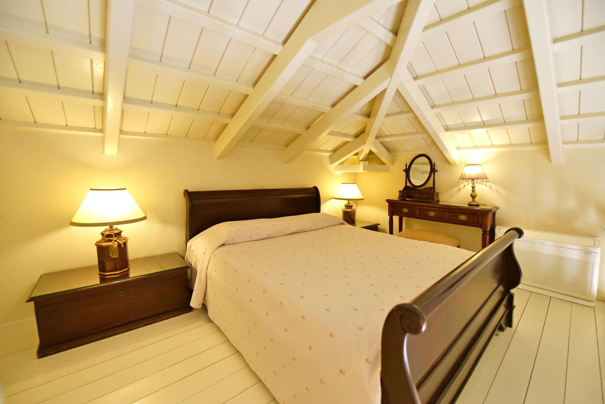 Angelica Traditional Boutique Hotel Гідра Номер фото