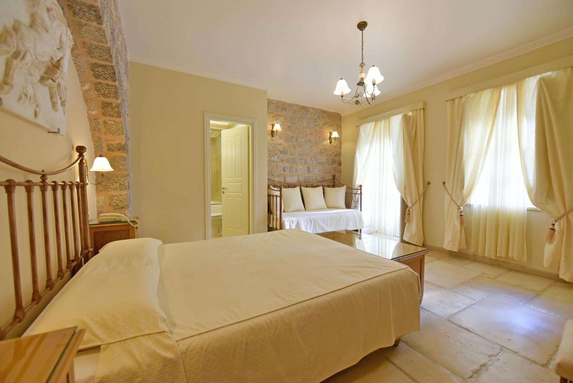 Angelica Traditional Boutique Hotel Гідра Номер фото