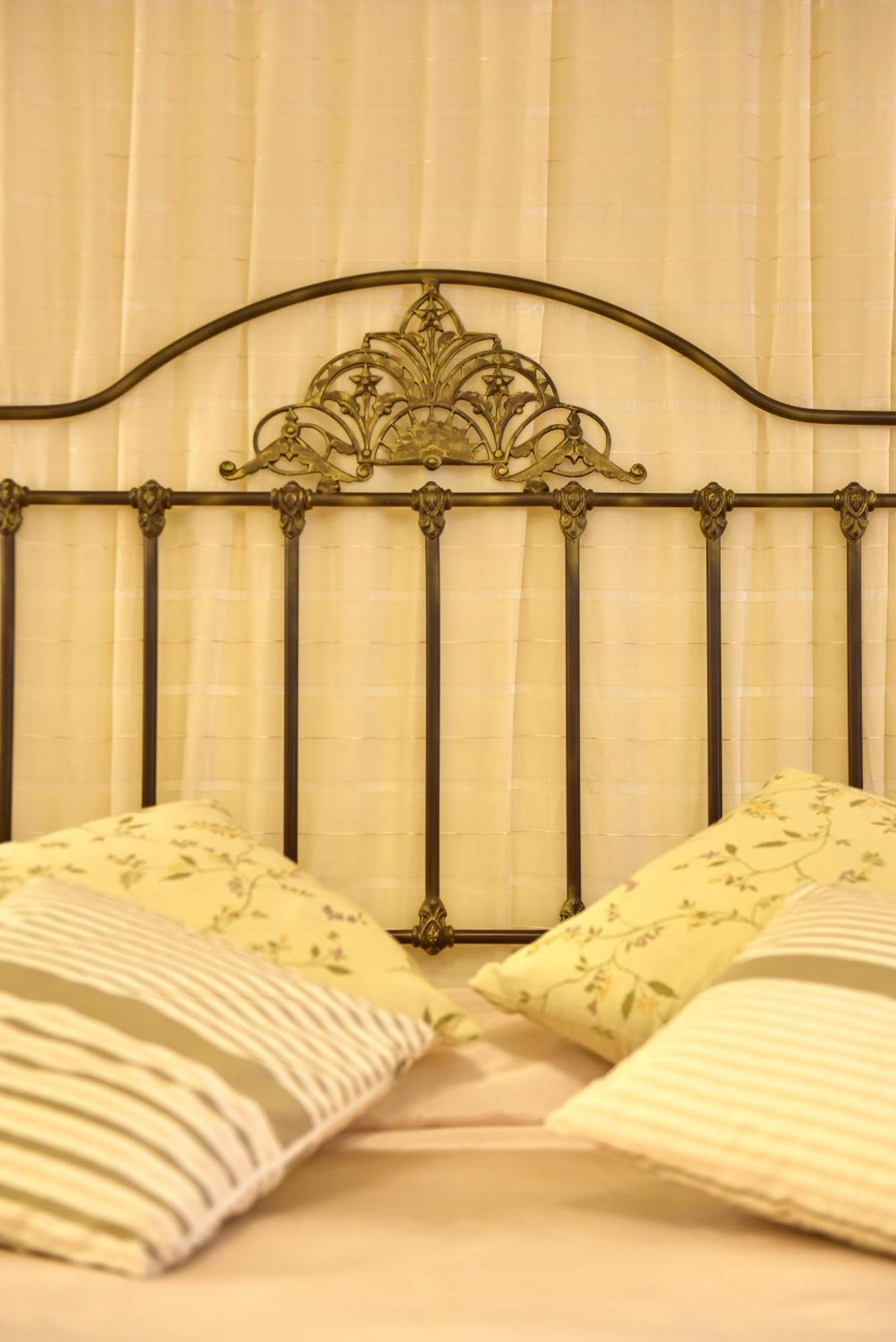 Angelica Traditional Boutique Hotel Гідра Номер фото